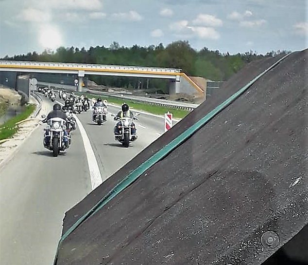 98344768_2726548377450077_2664750078698192896_o